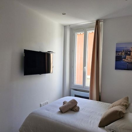 Appartement Tout Confort A 2 Pas Du Centre Ville Aubagne Bagian luar foto