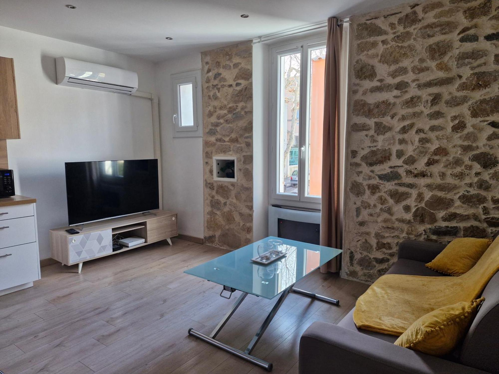 Appartement Tout Confort A 2 Pas Du Centre Ville Aubagne Bagian luar foto