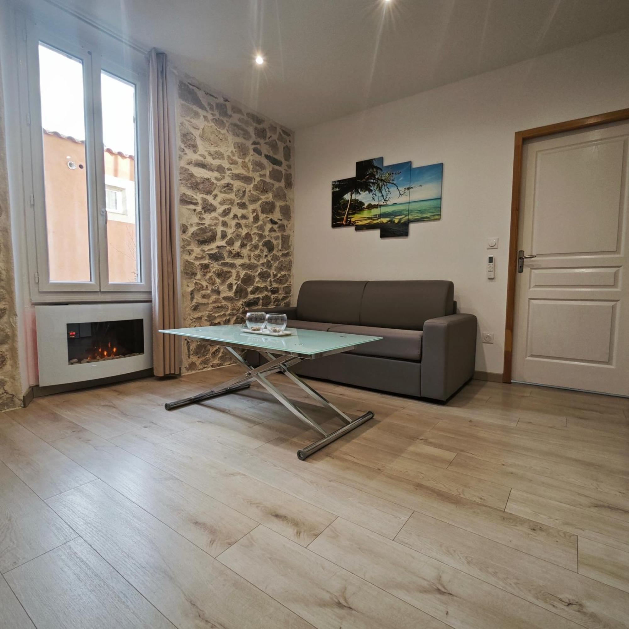 Appartement Tout Confort A 2 Pas Du Centre Ville Aubagne Bagian luar foto